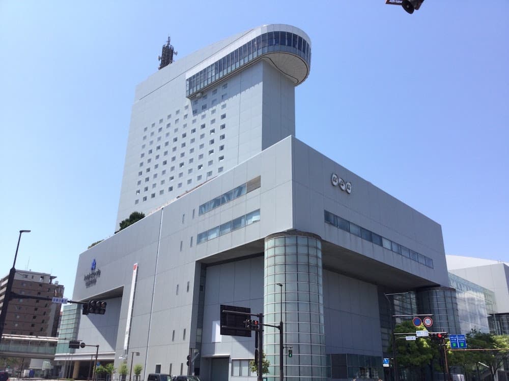 ツヴァイ大分店