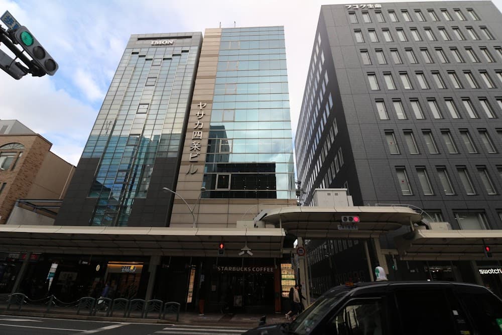 フィオーレ京都四条烏丸店